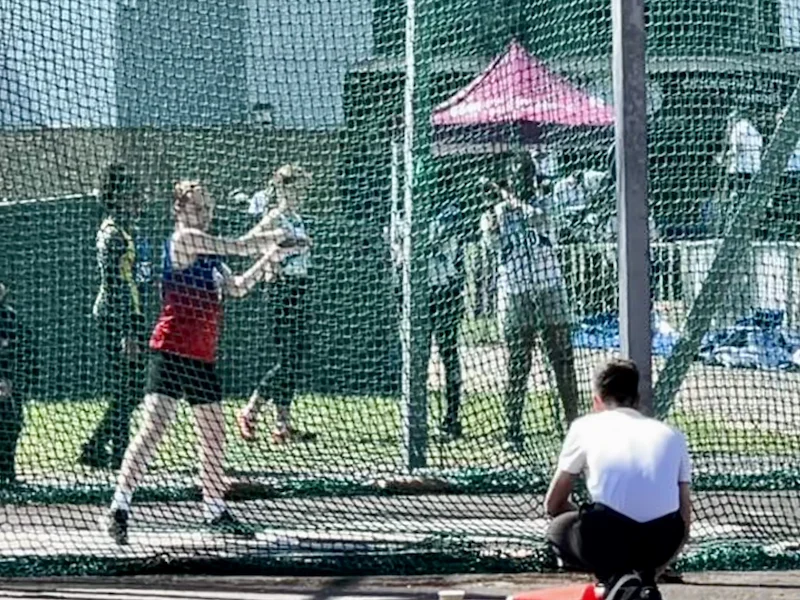BBAC Nicole in the Discus