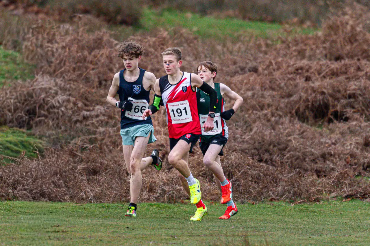 Brentwood Beagles athletes at the Knole Run, Knole Park, Sevenoaks, 10 January 2026