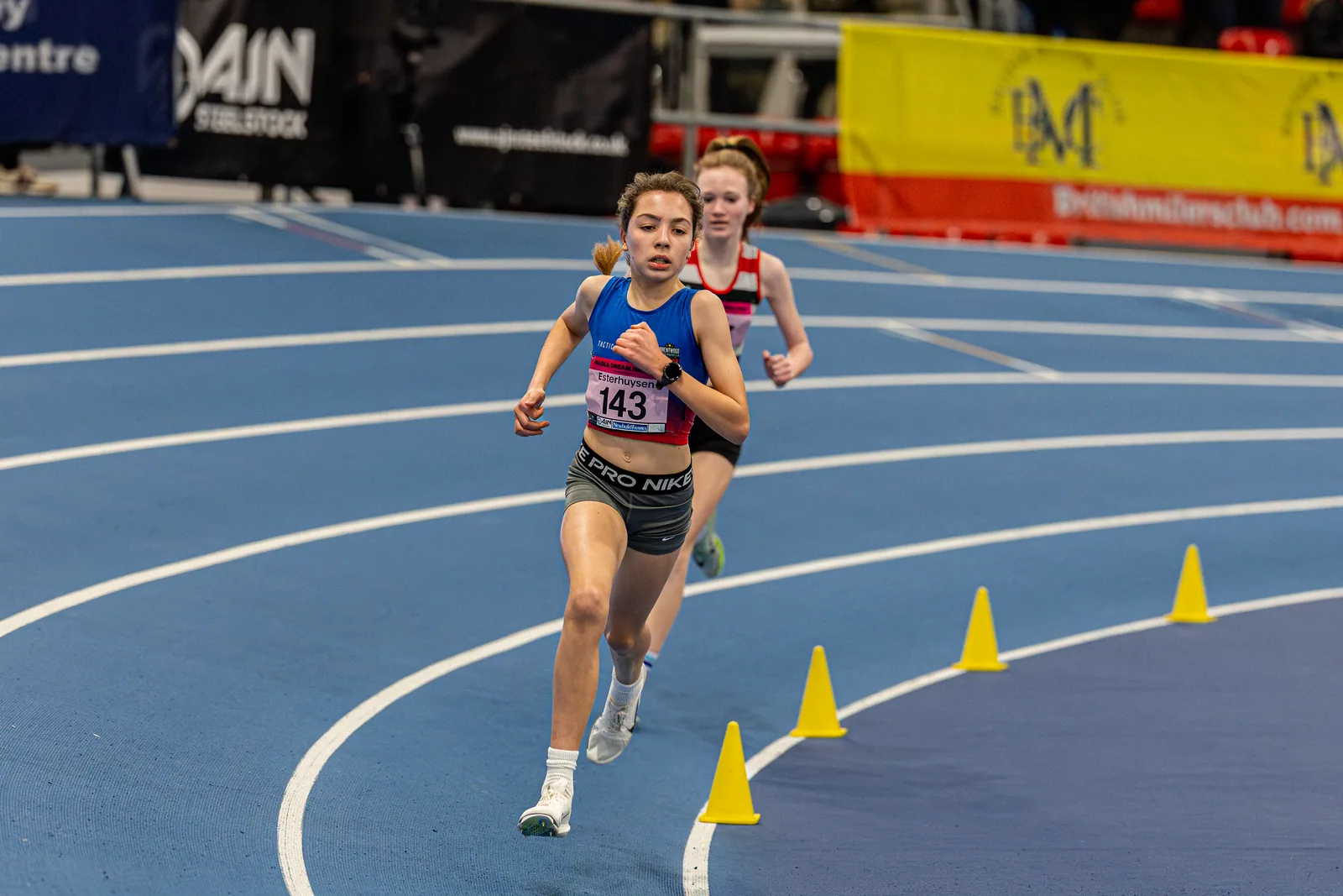 Brentwood Beagles athletes at the Ayo Falola Dream Mile, Lee Valley, 4 February 2026