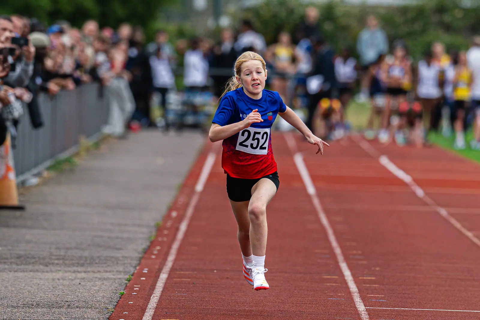 Brentwood Beagles athletes at the Eastern Young Athletes' League (EYAL) - Thurrock, Thurrock, 7 June 2026