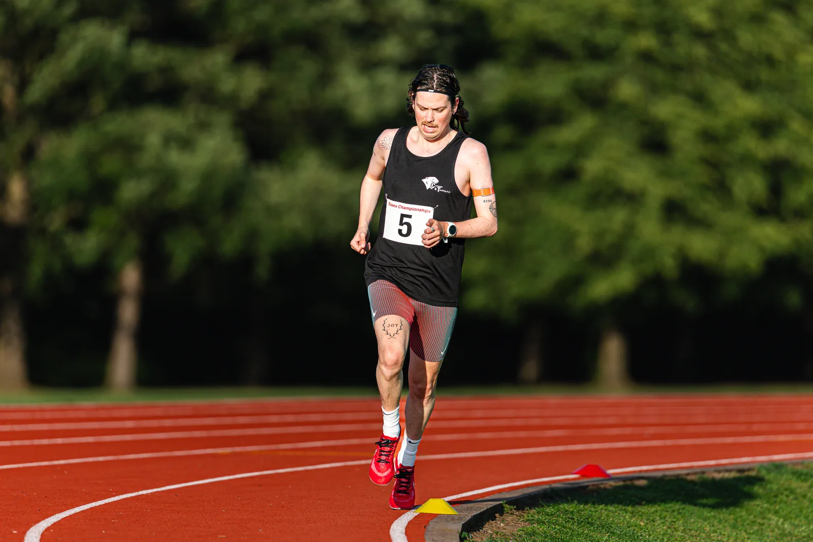 Brentwood Beagles athletes at the Essex 5000m Championship, Brentwood track, Brentwood, 17 June 2026