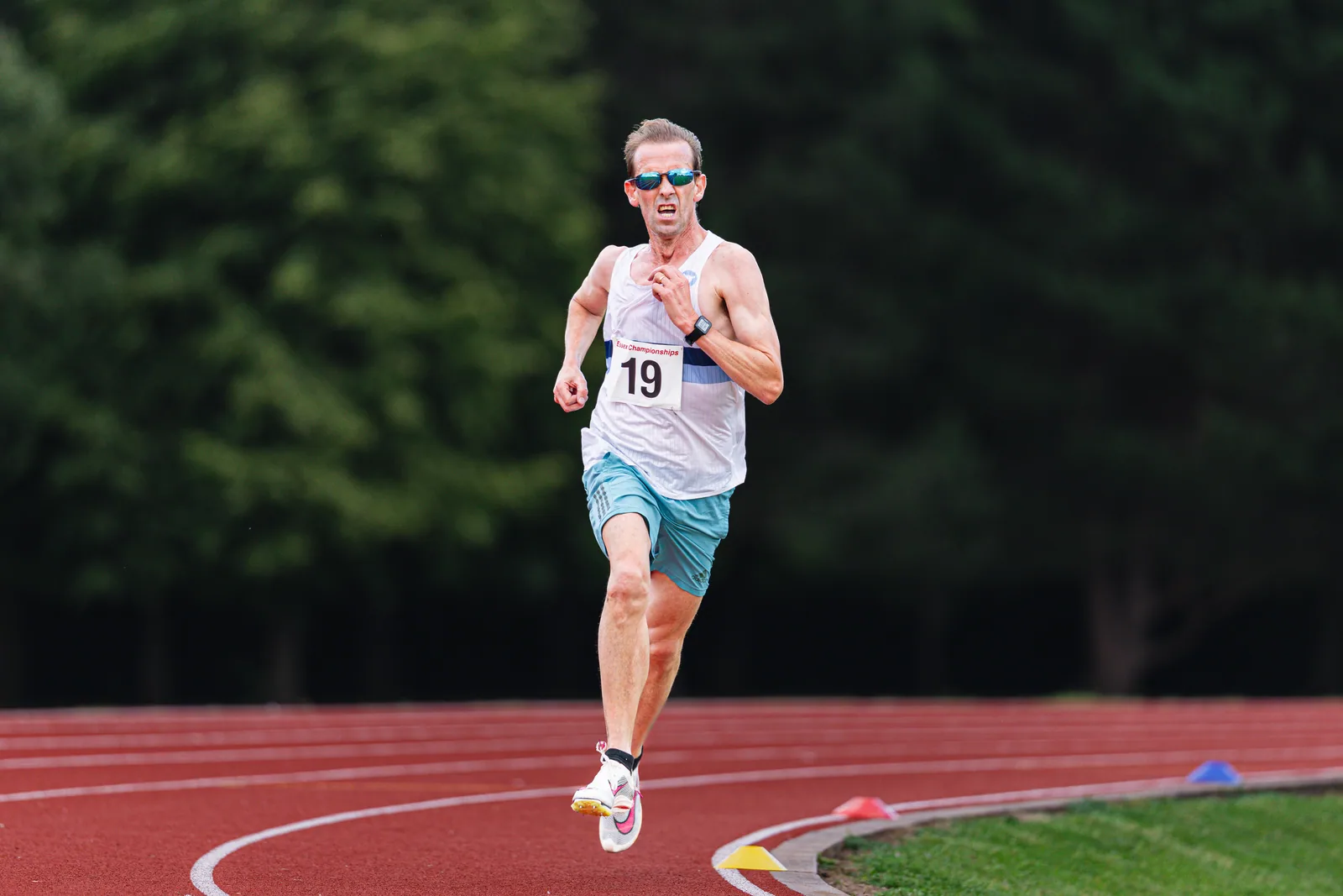 Brentwood Beagles athletes at the Essex 5000m Championship, Brentwood track, Brentwood, 17 June 2026
