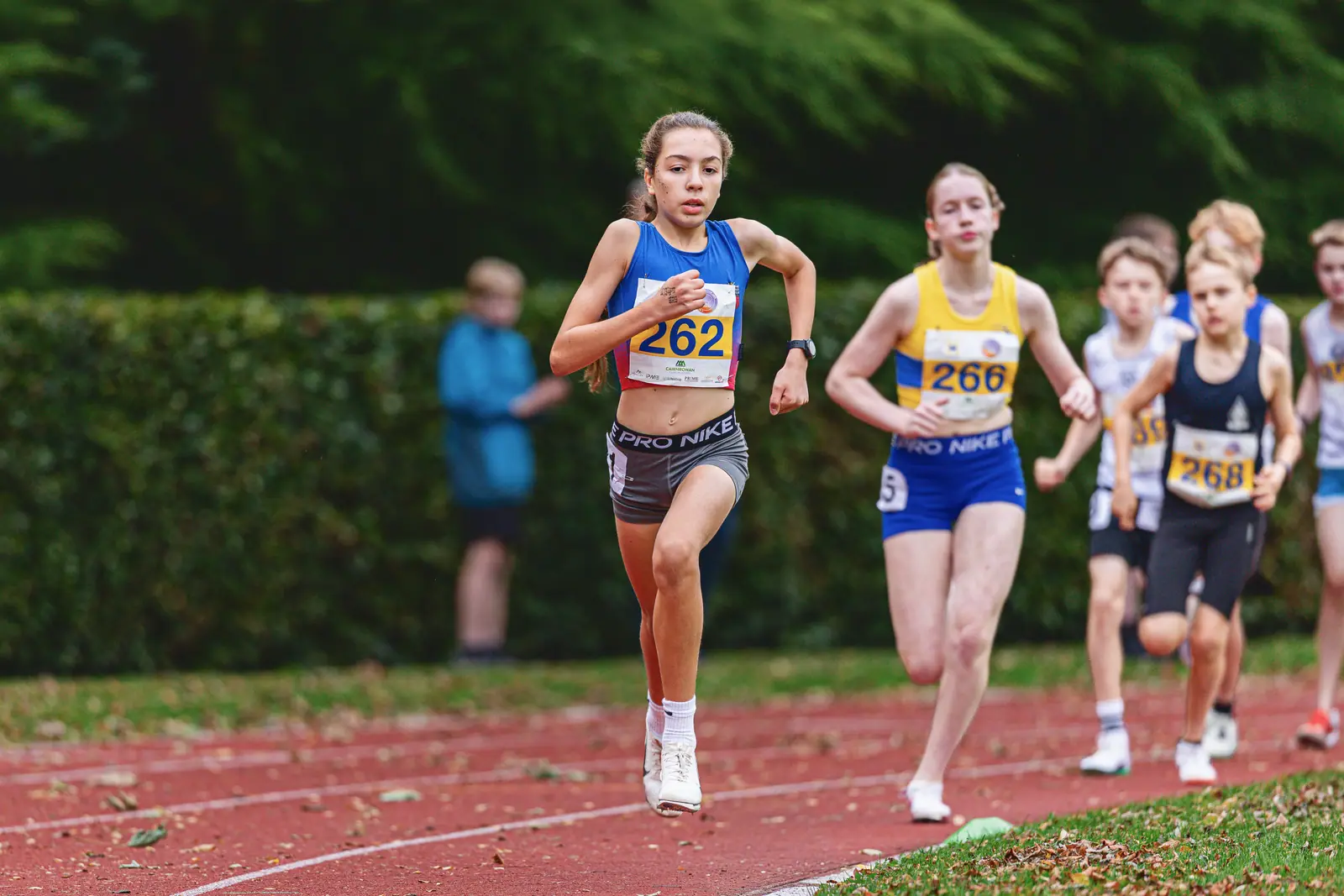 Brentwood Beagles athletes at the Monument Mile, Stirling, 6 September 2026