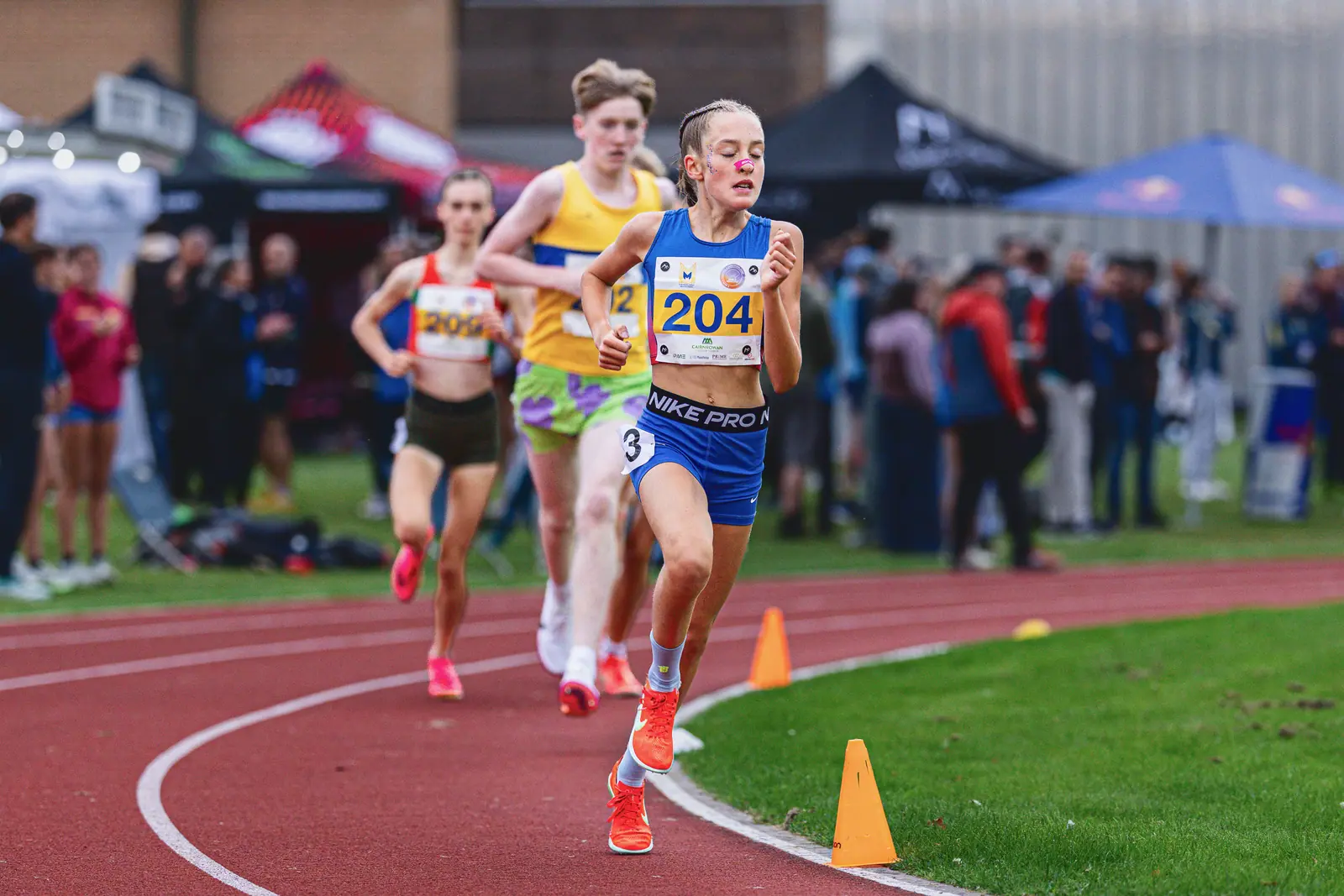 Brentwood Beagles athletes at the Monument Mile, Stirling, 6 September 2026
